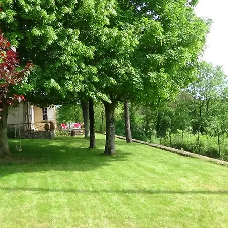 Grande Maison Familiale Confort Au Calme Entouree De Verdure 3 - 2 Salles De Bains * Montagnac-la-Crempse